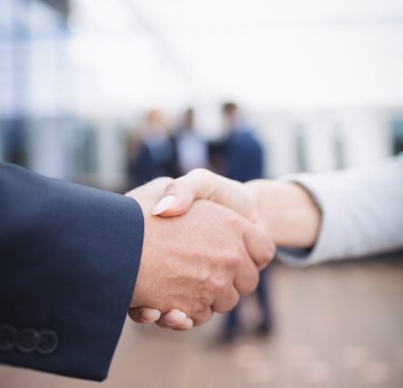 businesspeople-shaking-hands